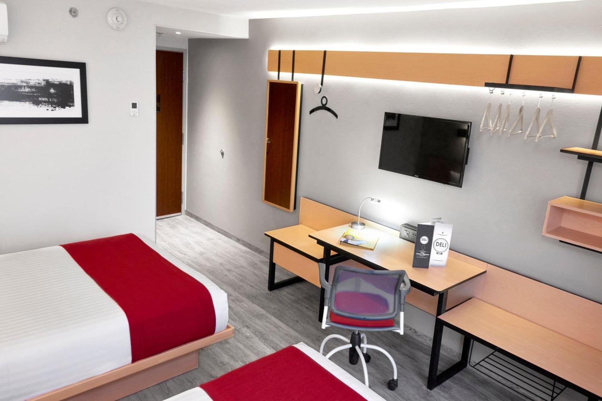 City Express By Marriott Merida Bagian luar foto