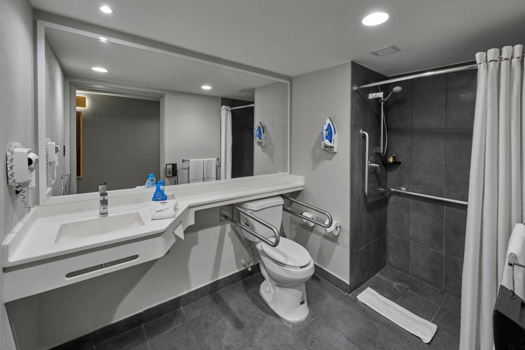 City Express By Marriott Merida Bagian luar foto