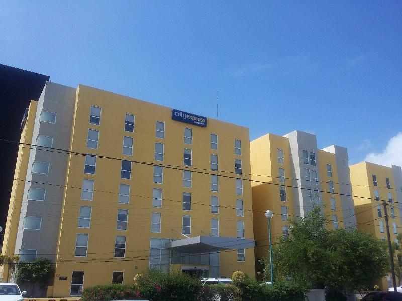 City Express By Marriott Merida Bagian luar foto