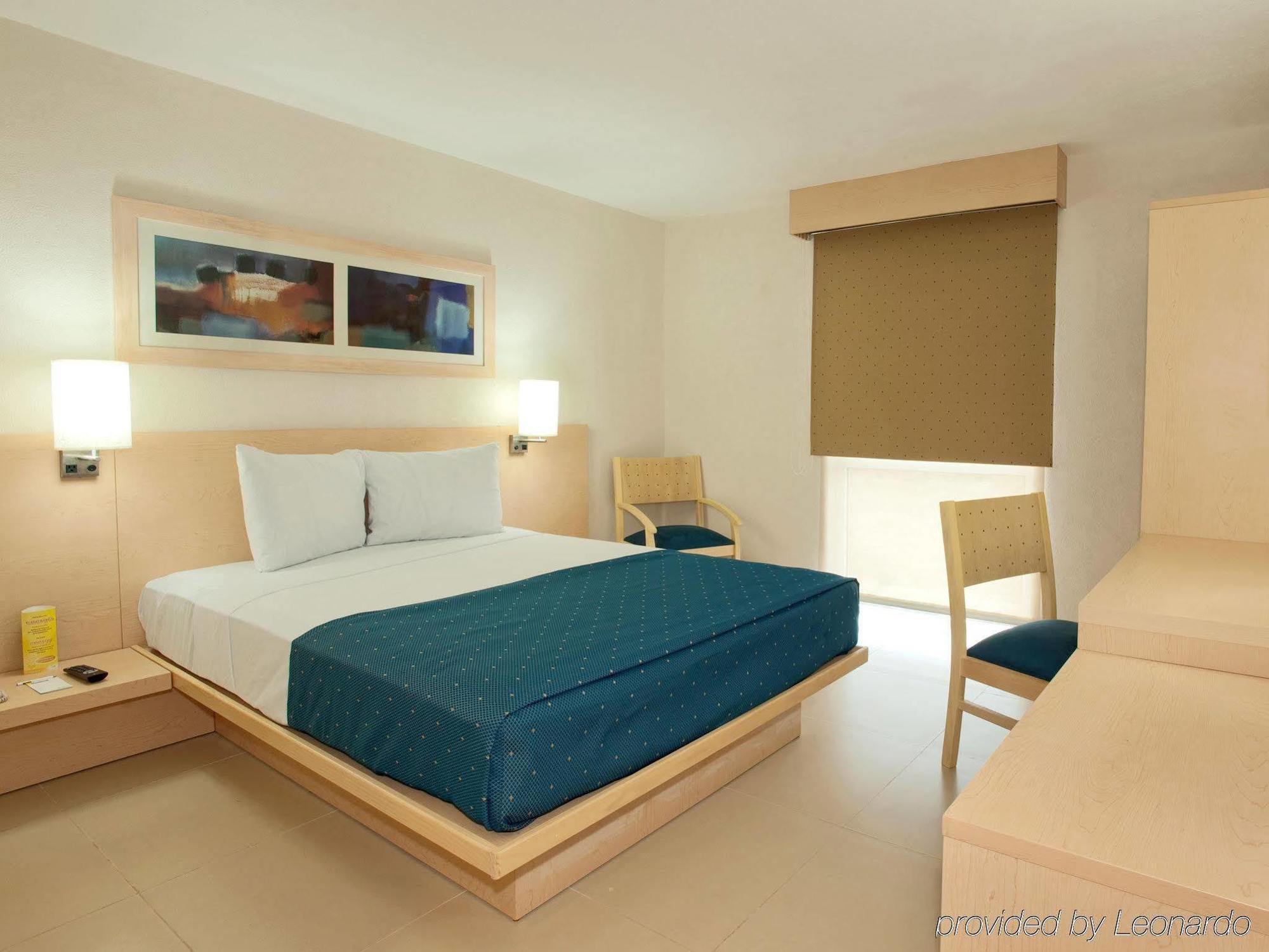 City Express By Marriott Merida Bagian luar foto